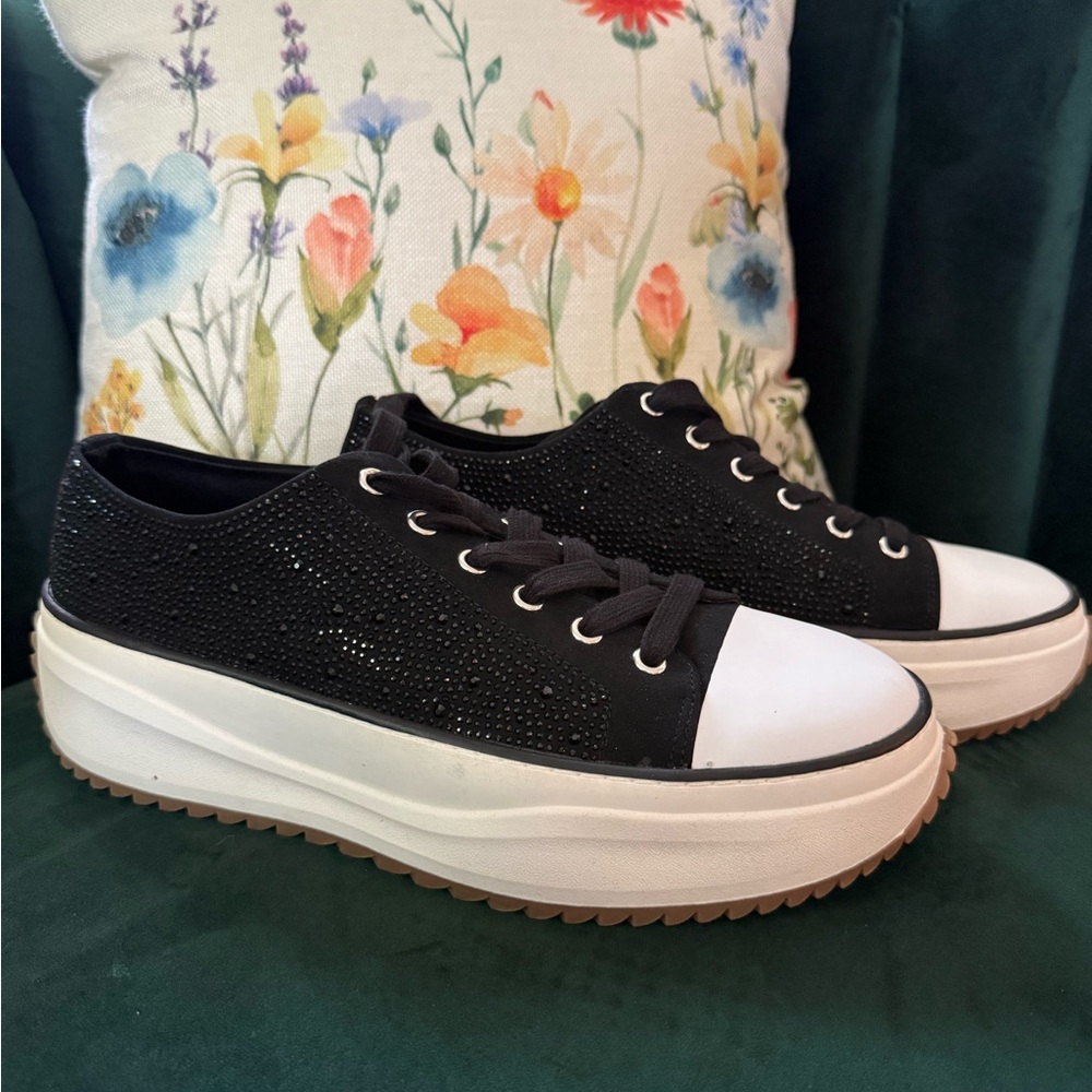 Wild Pair Black and White Platform Sneakers